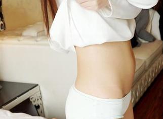 3Agirl女郎 - 这床也太让人迷失了吧，丽儿的最新写真集，你敢一探究竟吗？