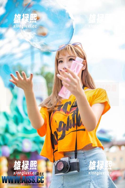 看，爱丝的高清美丝学校——你见过的最不羁的课桌照片！