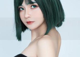 Azami的校服福利图集，穿上它就能回到校园青春？