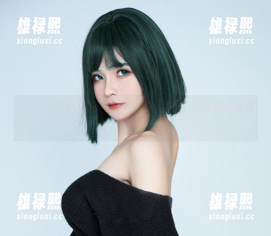 Azami的校服福利图集，穿上它就能回到校园青春？