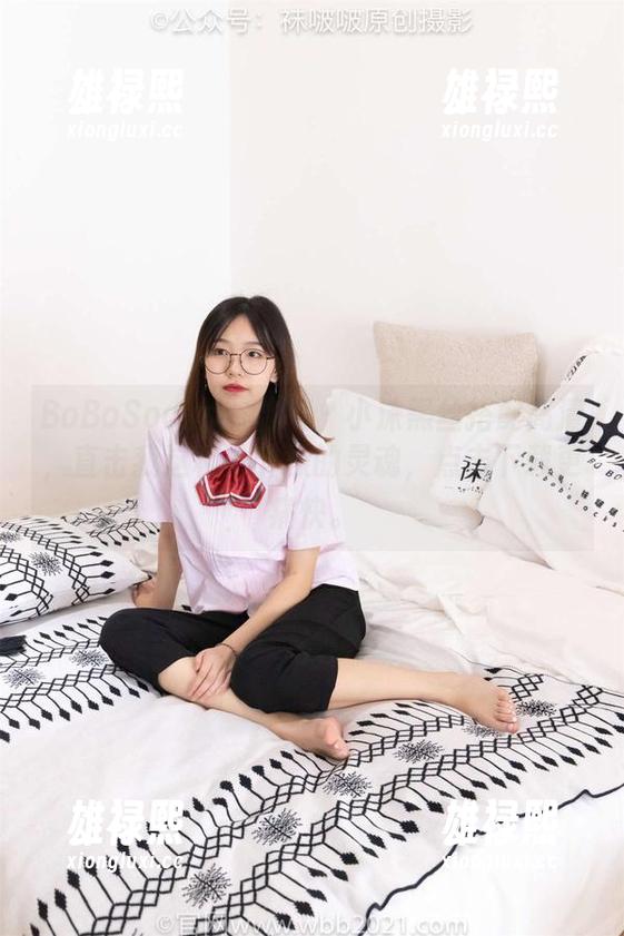 BoBoSocks袜啵啵-小沫 BoBoSocks袜啵啵 - 小沫黑丝搭配高清,直击我这种没节操的灵魂,点击下载更痛快。