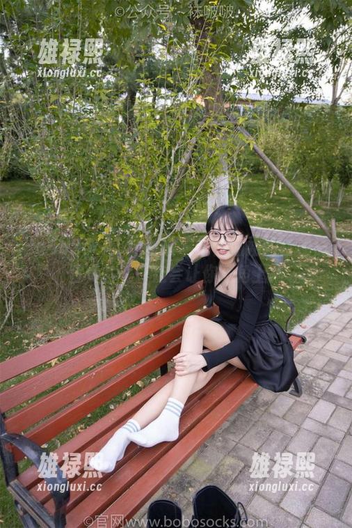 BoBoSocks袜啵啵 - 芝士姐姐的白棉袜宣传片，一定会让你嘴角上扬
