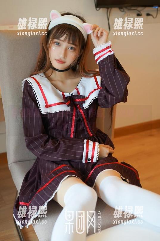 GIRLT果团网 果团网献上:白色衬衫作品,免费的,别太认真哦!