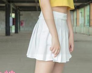 MSLASS梦丝女神 - 在素梦的拍摄下，阁楼的丝袜悄然变身，只有免费才够味