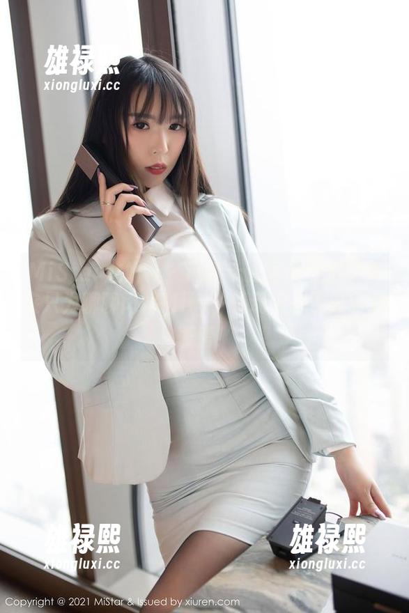 MiStar魅妍社 - 网盘十五层的自拍文件夹只为聊聊闵妮Mily，情动何必面呸各色表情！