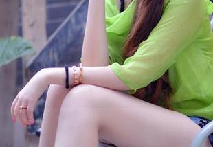 PANS - 看陈梦如何驾驭吊带，最新写真集又让人想多了。