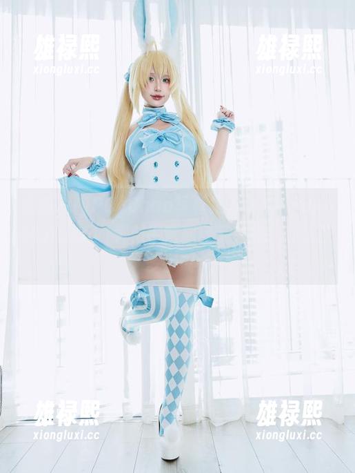 PuyPuyChan 最新PuyPuyChan写真集里,ShizukuMurasaki看似平常却暗藏玄机,让人想多了……