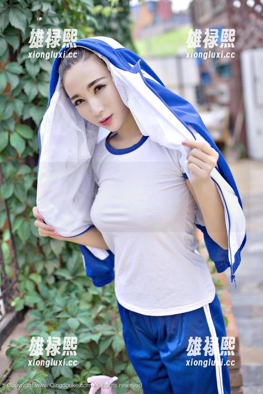 QingDouKe青豆客 - 每次梦娜Vanessa的套图更新都让我对双马尾和夏天有种难以言喻的联结。