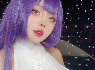 最新图集：SayoMomo在雷根斯堡，都是航海的奇遇，虽然我只想给她的狗买个玩具…