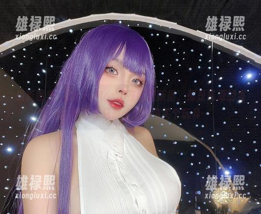 最新图集：SayoMomo在雷根斯堡，都是航海的奇遇，虽然我只想给她的狗买个玩具…