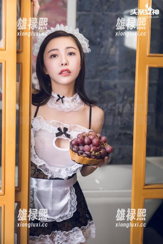 TouTiao头条女神 - 白蛇传还真能被打造得如此多元，莫晓希的定制图集大家准备好接受冲击了吗？