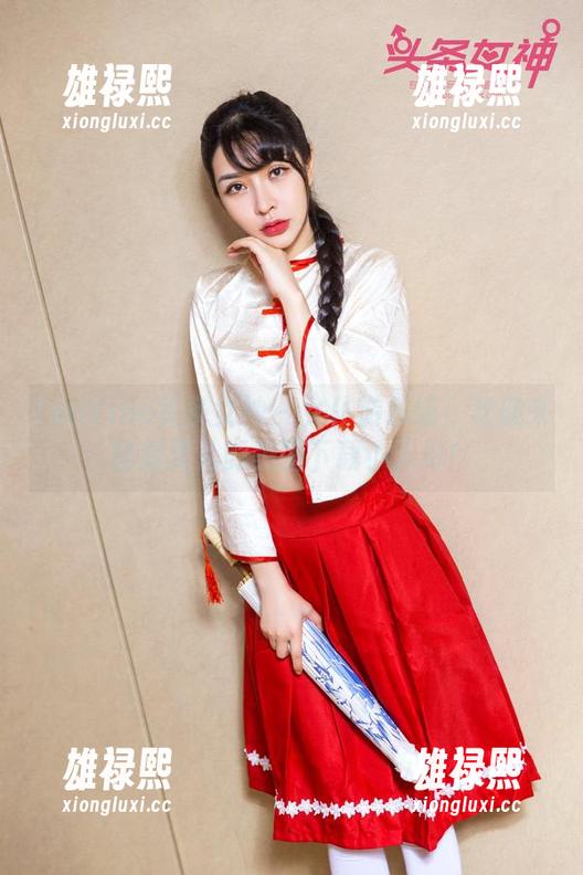 TouTiao头条女神 - 女仆游乐场：欢迎来到赵灵儿的美图下载小天地！
