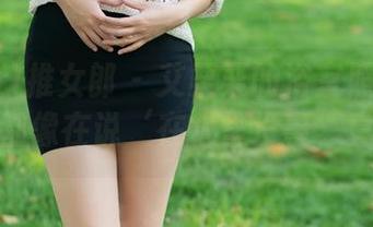 TuiGirl推女郎 - 艾栗栗的浴室照片：每一张都像在说‘在水里没事，真香’