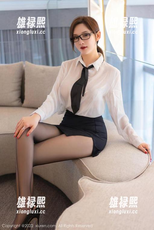 Xiuren秀人网-Mina米娜 Xiuren秀人网 - 夏天也能很私房:Mina米娜的独家图片,一不小心就被惊艳到了