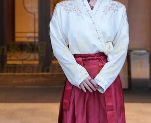 Xiuren秀人网 - 越野、不怕晒——这组佘贝拉Bella户外图集真让人羡慕!