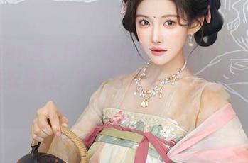 Xiuren秀人网 - 精选出奇的妙可可Cheese睡衣写真，穿上这睡衣，我也是可以的！