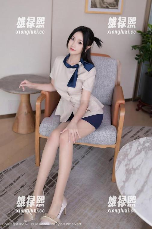 Xiuren秀人网 - 娜露selena没事就爱穿奶牛，分享点什么有意思的套图吧！