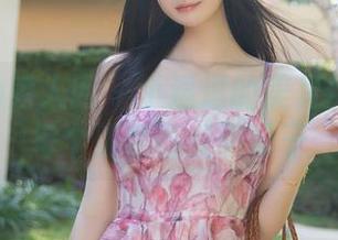 Xiuren秀人网 - 小逗逗的美足作品集：每个脚丫都能讲段子