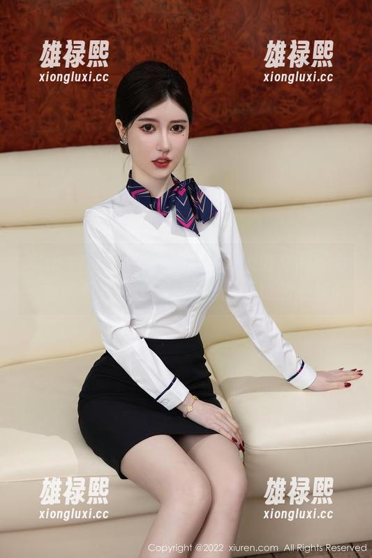 Xiuren秀人网-尤妮丝Egg Xiuren秀人网 - 尤妮丝Egg的透明风尚:图包下载带你走进清晰又模糊的感觉!