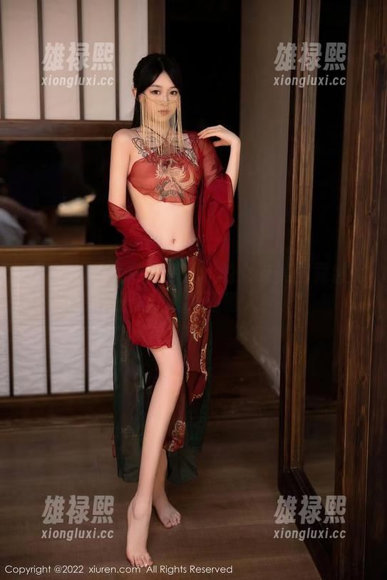 Xiuren秀人网 - 梦心玥的女友美图竟然比我做的晚餐还诱人！