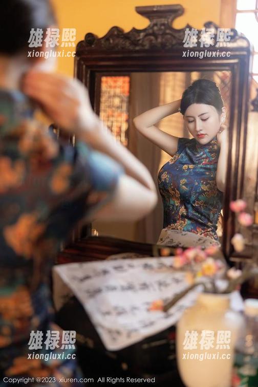 Xiuren秀人网-甜七七 Xiuren秀人网 - 嘻嘻,甜七七的修女美图,有种静谧的禁忌哦。
