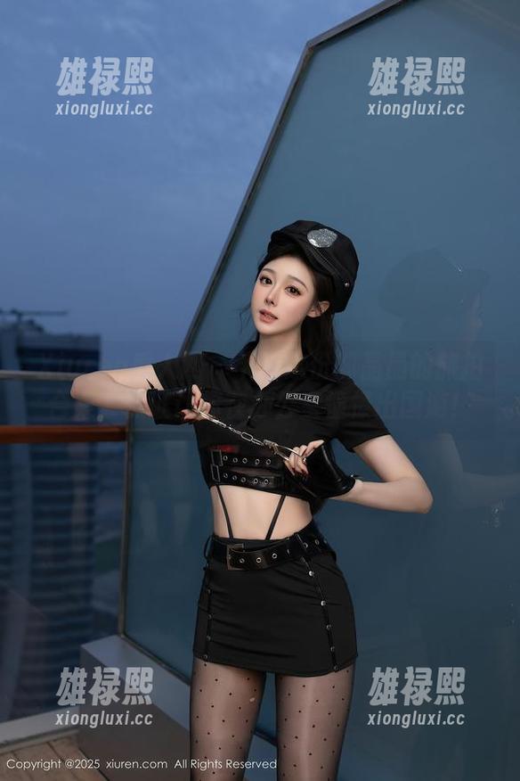 Xiuren秀人网-邹晶晶 Xiuren秀人网 - 下载这份邹晶晶的旅拍合集,保证让你在办公室憧憬出国游!