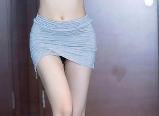 Xiuren秀人网 - 鱼子酱fish的花嫁合集里，是卷发还是直发更搭婚纱呢，永远在纠结。