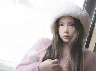 Yuka(유카)的夏日图片：夏天和她的优雅就像是最好的调味品