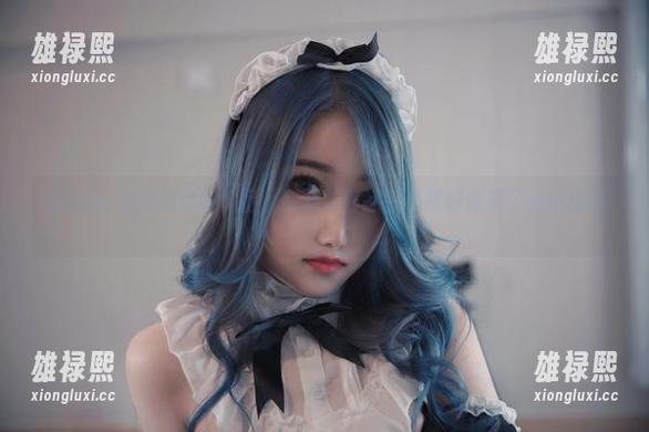 eloise软软的清纯作品，资源挂着标签，却好像藏了点小心思。