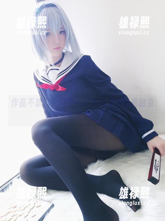 一小央泽 作品不崇高,只有一小央泽与牛仔裤的亲密接触。