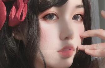 一笑芳香沁的美足高清特辑，喜欢？那可不止喜欢吧