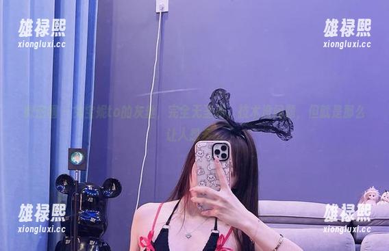 微密圈 - 兔宝妮to的灰丝，完全无圣光，技术没问题，但就是那么让人想多...