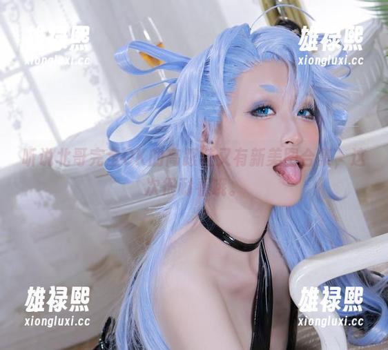 听说北哥完全OK的高跟鞋又有新美图合集，这次很耐看哦。