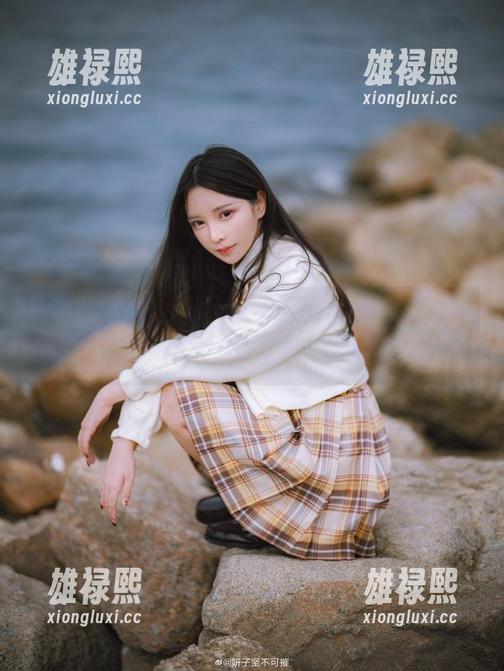 这高清的“小叽”正好映衬妍子坚不可摧的风格，快来下载吧，别犹豫！
