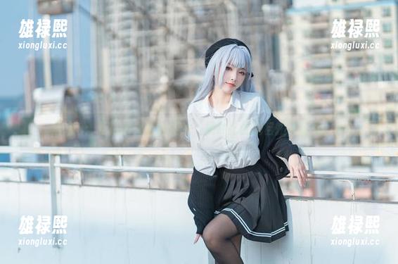 宫本桜：私拍我女友的图片，果然比我的自拍更好看！？