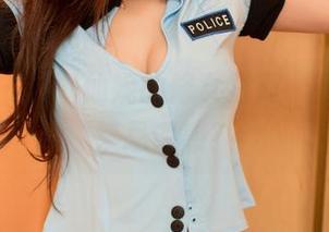尤果网 - 试试仙妮的修女写真，壁纸里的禁忌诱惑？