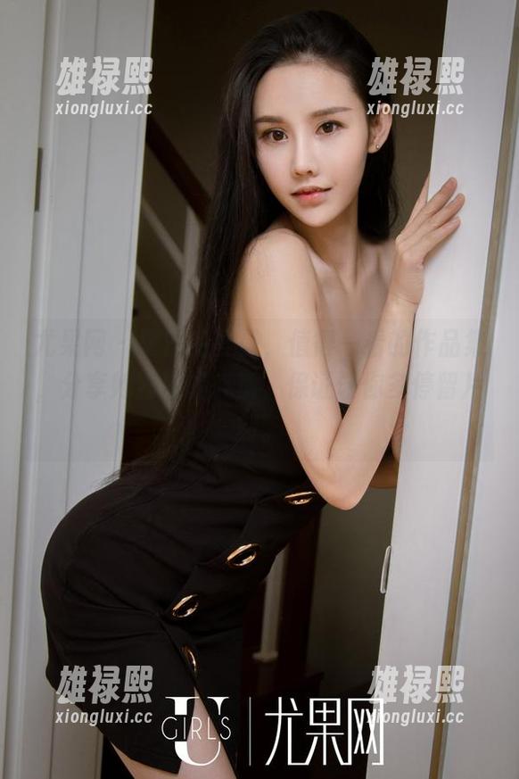 尤果网 - 夏日的曼曼，值得一看的作品集，分享她独特的气质，保证让你多停留片刻。
