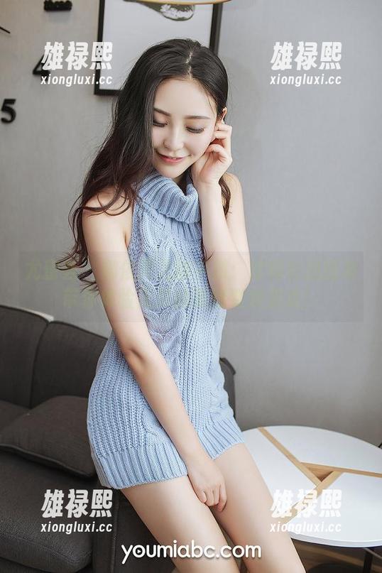 尤蜜荟 - 娜依灵儿的手游：定制自拍图集带你体验无尽的表情变换游戏！
