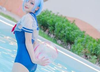 COS灰丝，幼爱youmeko樋口円香：你敢不敢靠近一点？