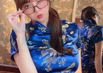 微密圈 - 张思允的海边冒险，瞧这作品，我的天，她到底得了多少海水灵感？