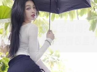 微密圈 - 作品：一起过圣诞吗？徐珺大哥似乎把节日的氛围都藏在图包里了，唉…