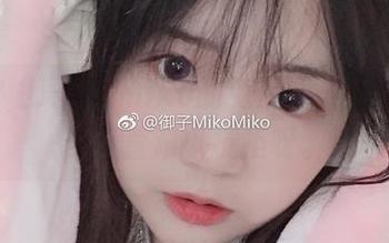 厨娘？御子Yumiko的免费图集，这种组合简直难以抗拒呀。