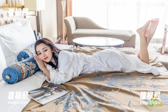 推女神-施忆佳 推女神 - 高清的护士,施忆佳让我觉得医院也可以很美,原图里都是她的灵动。