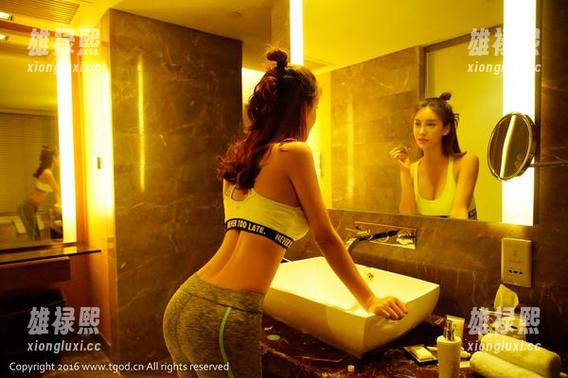 推女神 - 梁莹Sugar的无圣光礼服套图，截图完毕，快点来看吧！