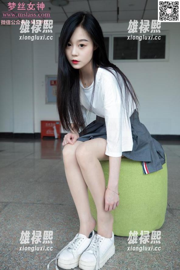 梦丝女神 - 每一次看刘诺的美腿作品集，内心都在暗暗祈祷能下载个梦中的腿。
