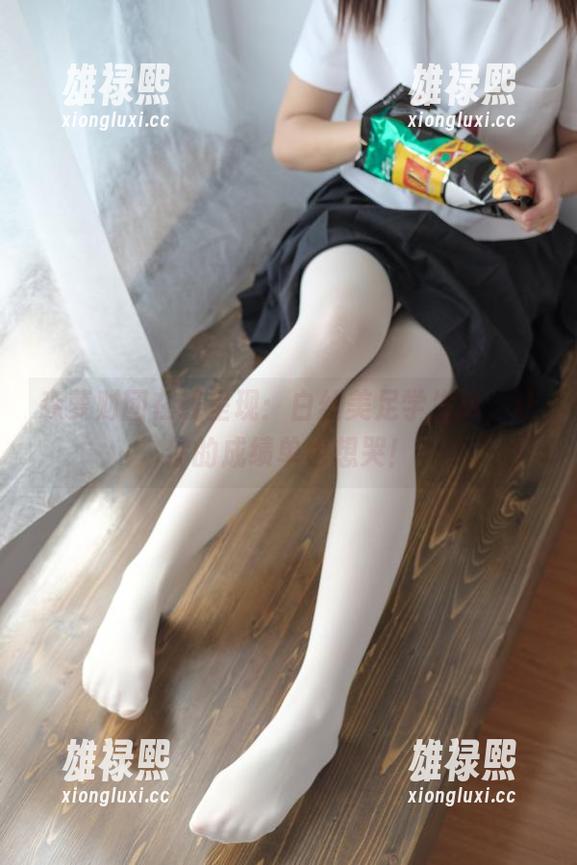 森萝财团 森萝财团在线呈现:白丝美足学生妹,让你的成绩单也想哭!
