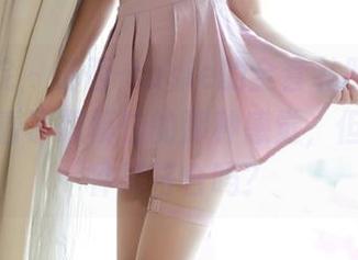 模范学院 - 苏西-susie的全套礼服图集，完全是看了想模仿的那种感觉，但我的条件能符合吗？
