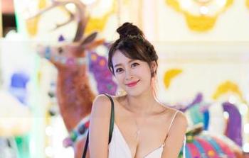 爱蜜社 - 小宝酱的最新图片，难道成为新人模特是她的终极梦想？