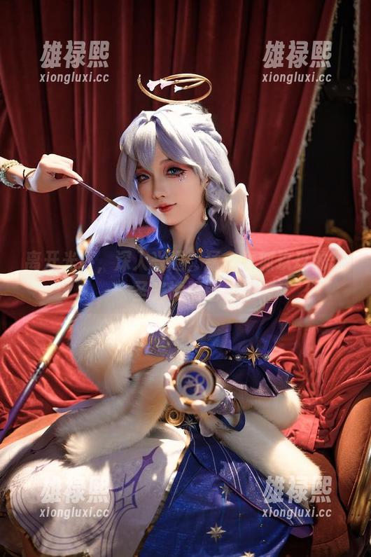 离开光环，深入兴趣，猛一看狐玖玖的无圣光透明图包