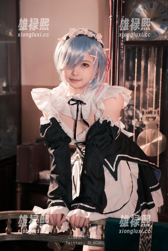 白莉爱吃巧克力 白莉爱吃巧克力与她的定制写真,油亮之下的人性感